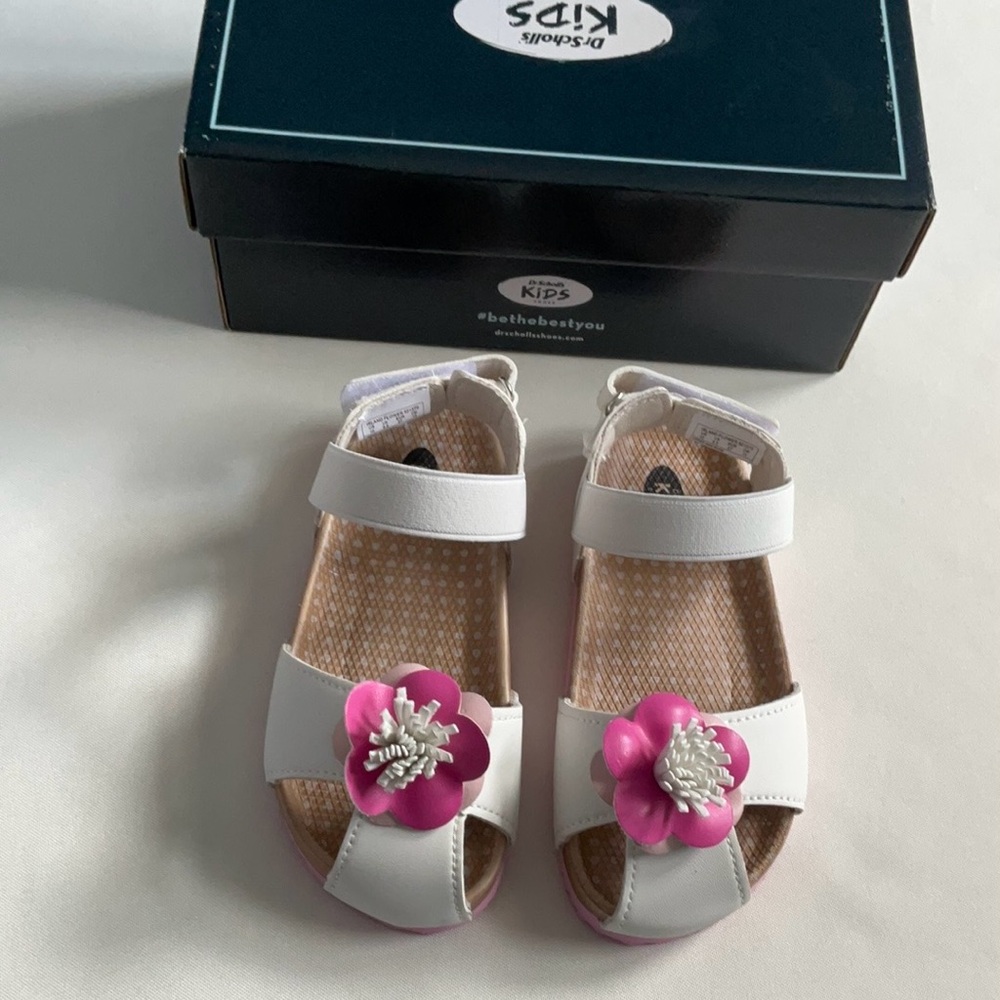 Dr. Scholl's White and Pink‎ Kids Sandals Size 10